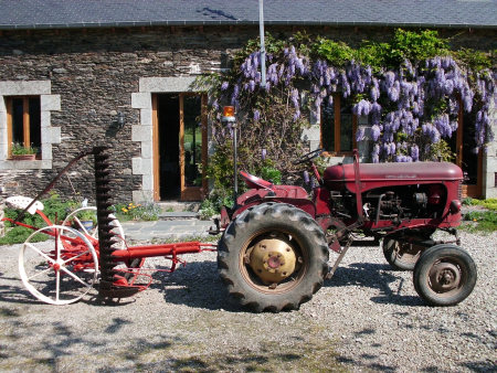 McCormick 7b faucheuse - Massey Harris Pony 820D