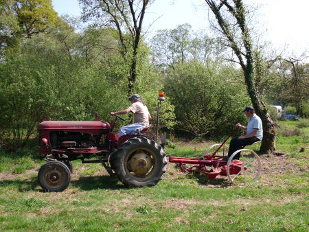 McCormick 7b faucheuse - Massey Harris Pony 820D